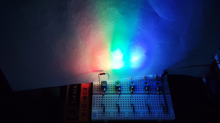 ���̎����PRGB